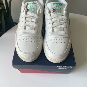 6.5 classic Reebok